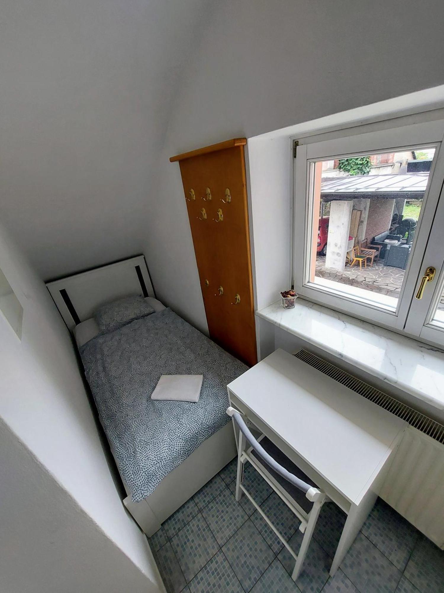 R24, Rose House Appartement Ljubljana Buitenkant foto